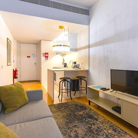 Cozy Downtown Studio By Lovelystay Lisbon Luaran gambar